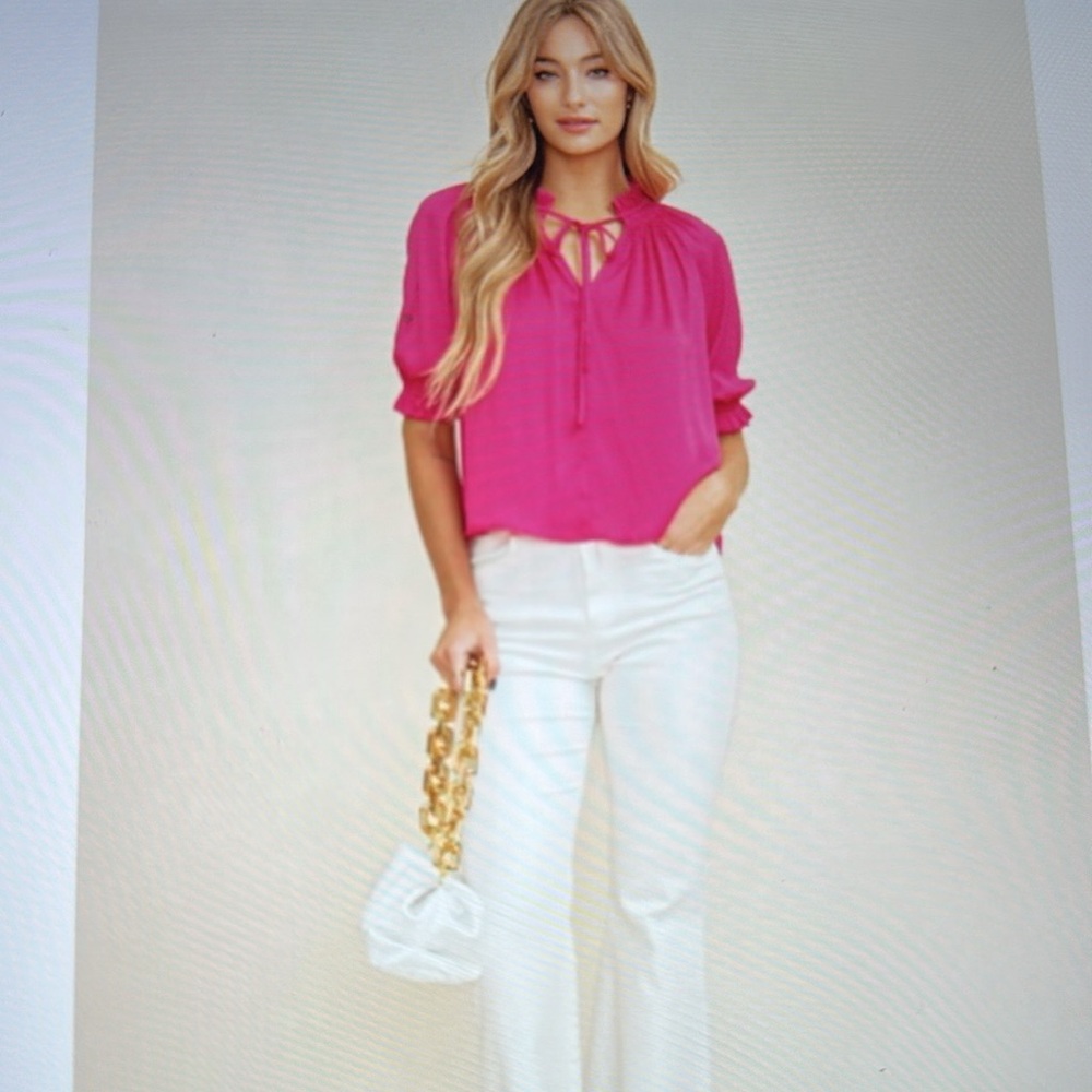 ❣️5|$25❣️last 1 💕Puff sleeve Blouse 🌺❤️
By cloud Ten. New - Picture 2 of 4